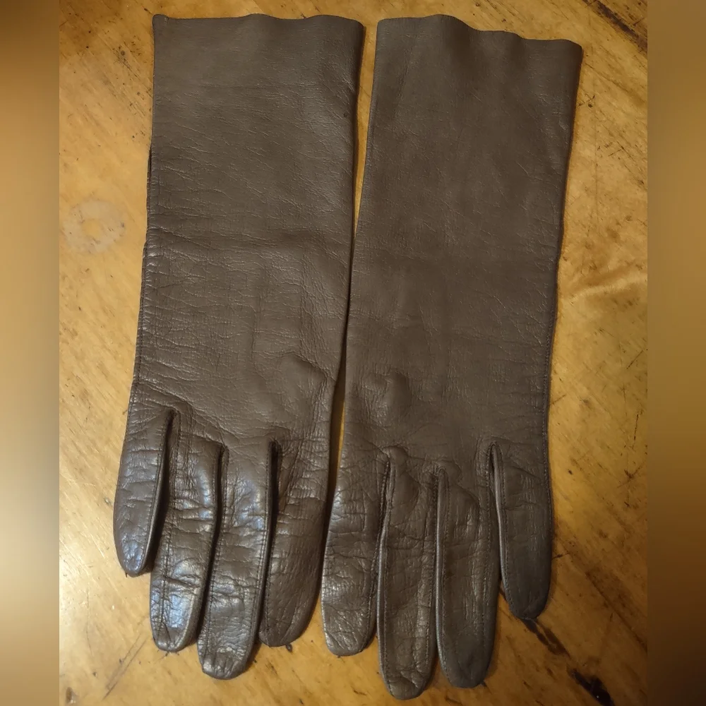 Elegant Brown Leather Gloves Forearm Length